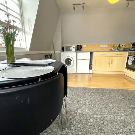 Super Central Apartment In Bristol'S Old City * Bristol